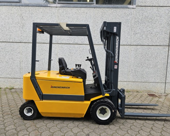 Jungheinrich VAC 30 Jungheinrich