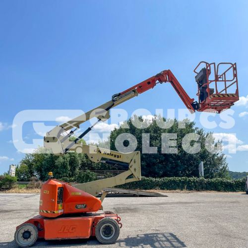 JLG E 400 AJP